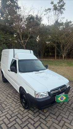 FIAT FIORINO 1.3 MPI FURGÃO 8V FLEX 2P MANUAL FIAT FIORINO 1.3 MPI FURGÃO 8V FLEX 2P MANUAL